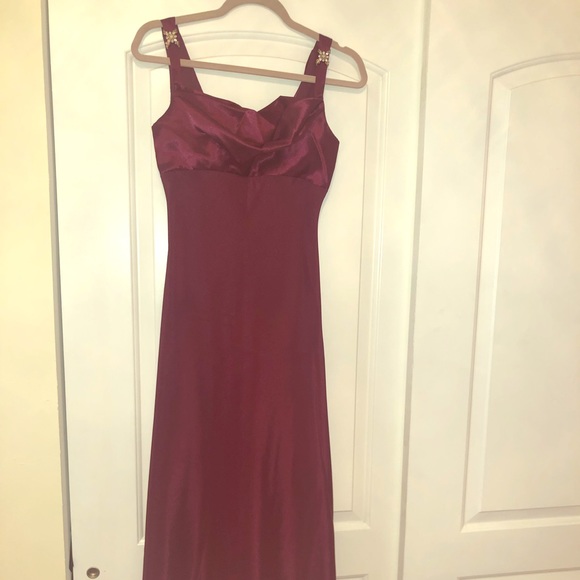 eureka usa Dresses & Skirts - Evening Gown